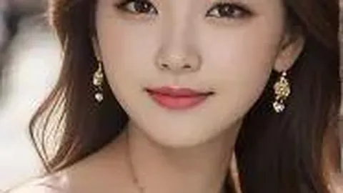 李嘉欣晒照庆生心情佳 感恩好友赠花温馨环绕