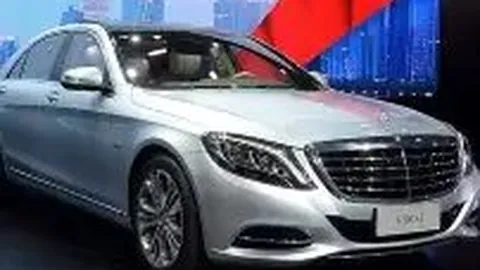 欧洲足球：皇萨风波与曼联伤病阴影下的商业膨胀趋势